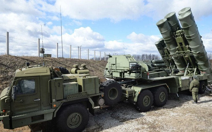 Το Κατάρ αγοράζει S-400 από τη Μόσχα